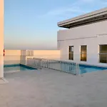 Apartment Near The Sea